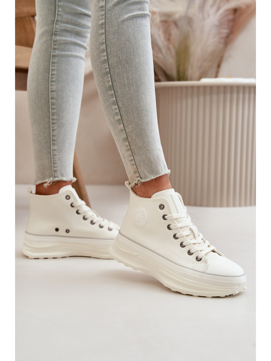 Baskets model 199904 Step in style