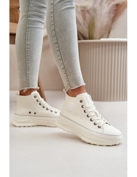 Baskets model 199904 Step in style