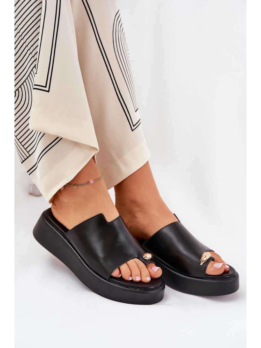 Clacquettes model 209953 Step in style