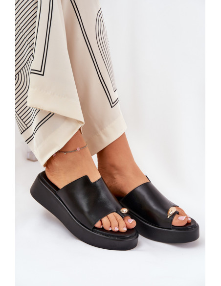 Clacquettes model 209953 Step in style