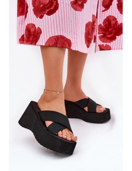 Clacquettes model 210169 Step in style
