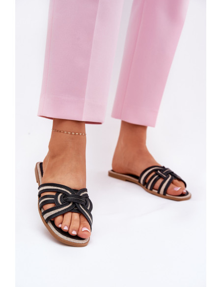 Clacquettes model 210775 Step in style