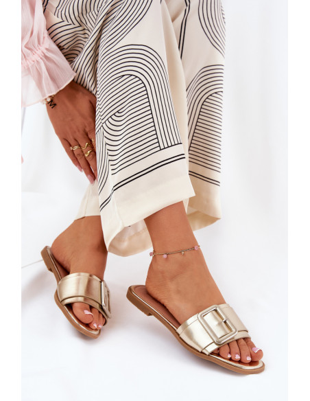 Clacquettes model 211704 Step in style