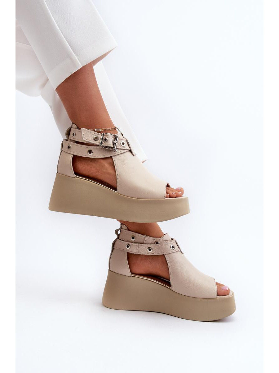 Cothurnes model 196627 Step in style