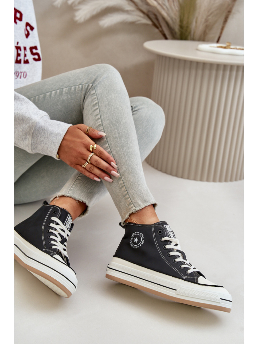 Baskets model 199905 Step in style