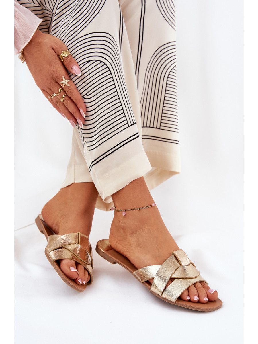 Clacquettes model 209938 Step in style