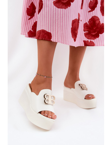Clacquettes model 209970 Step in style