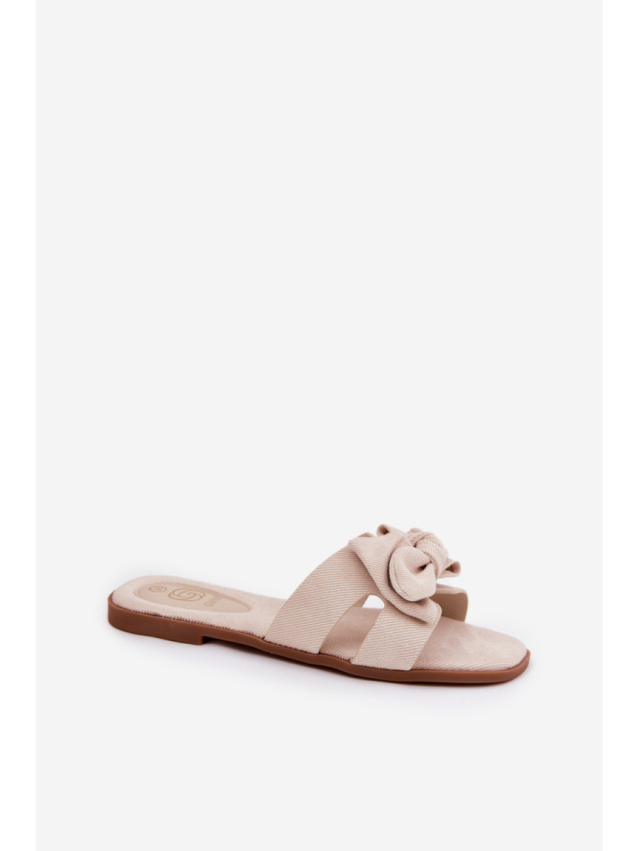 Clacquettes model 210792 Step in style