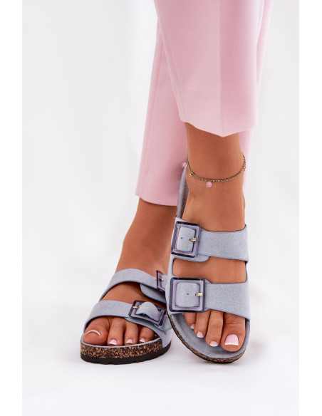 Clacquettes model 211018 Step in style