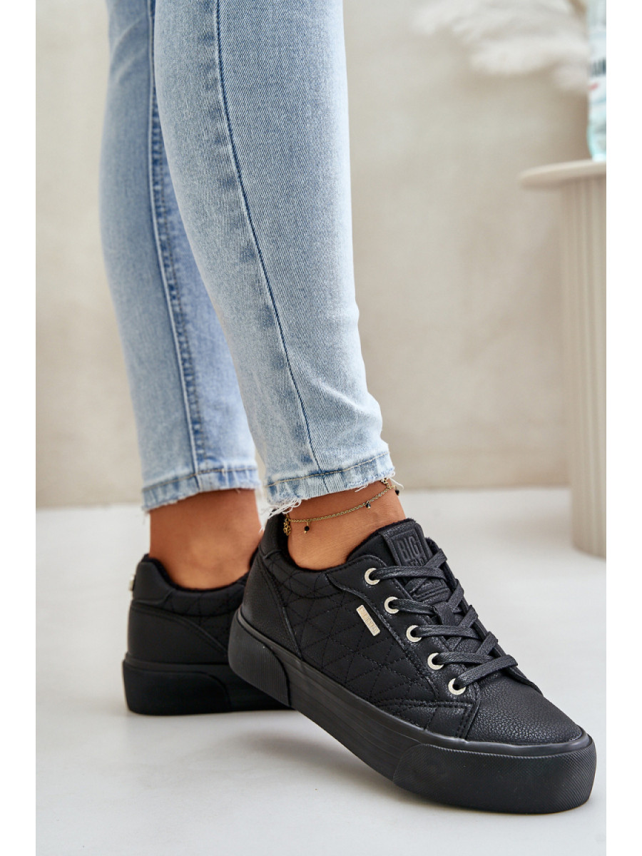 Baskets model 201718 Step in style