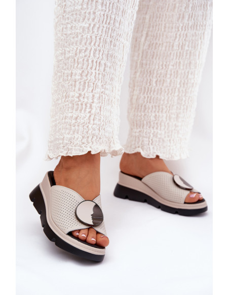 Clacquettes model 211673 Step in style