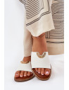 Clacquettes model 211705 Step in style