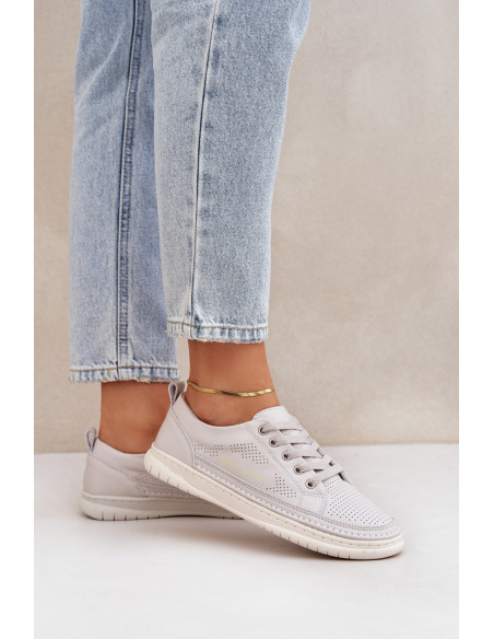 Baskets model 208321 Step in style