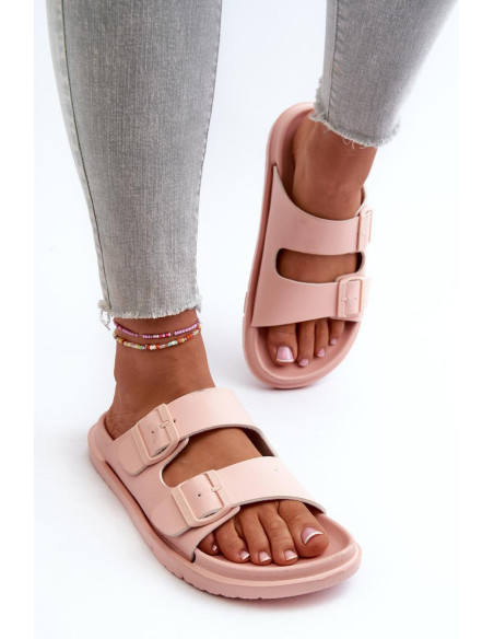 Clacquettes model 197414 Step in style