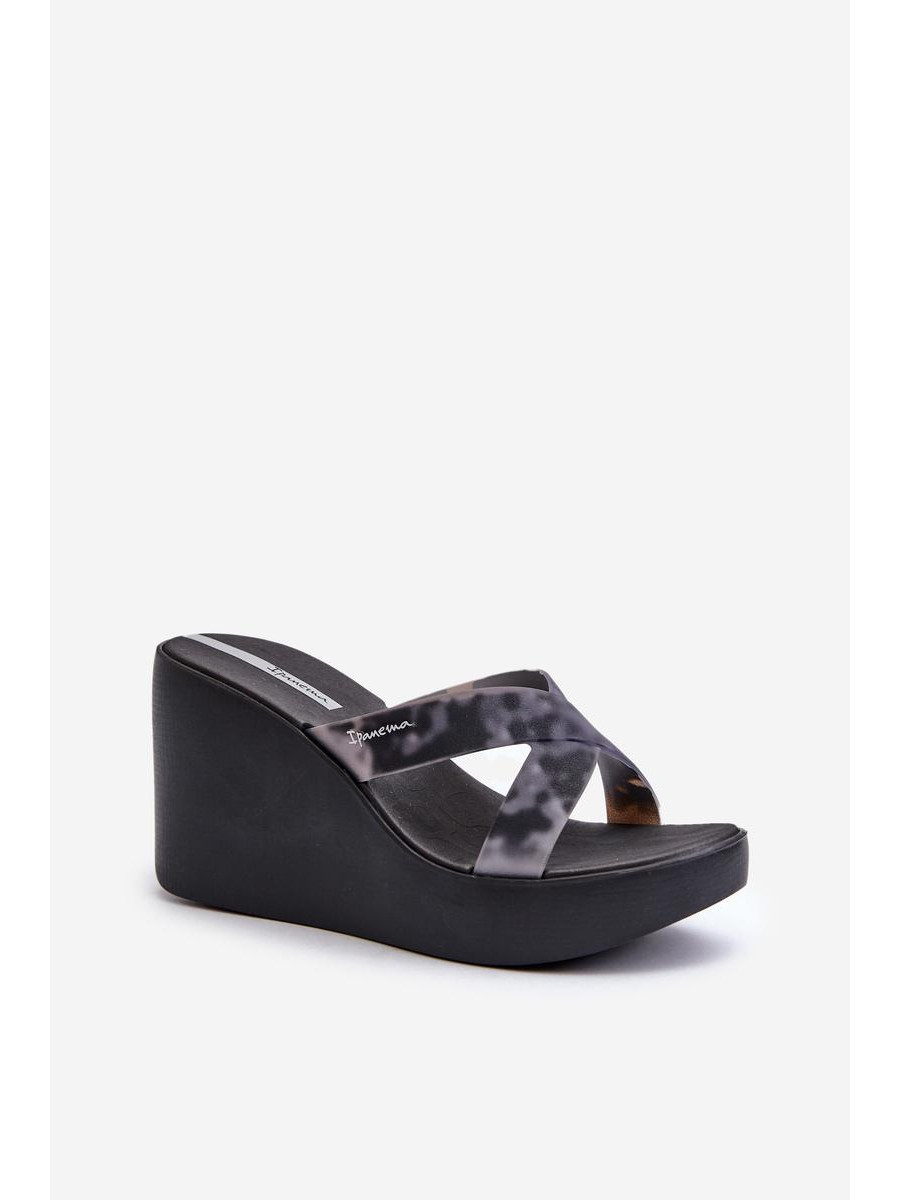 Clacquettes model 197717 Step in style
