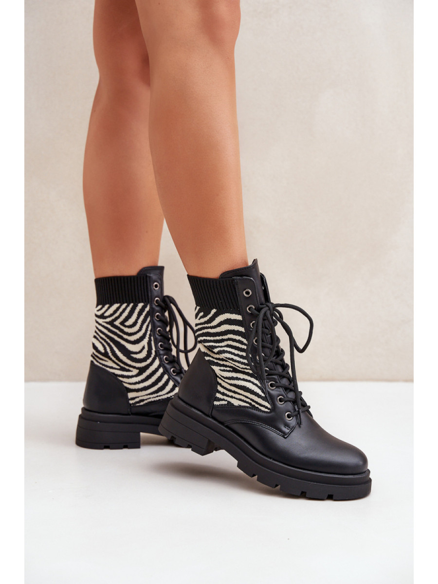 Bootie model 204670 Step in style