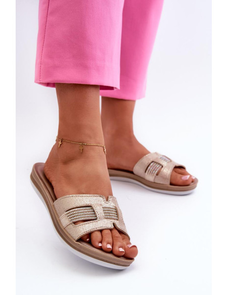 Clacquettes model 198158 Step in style