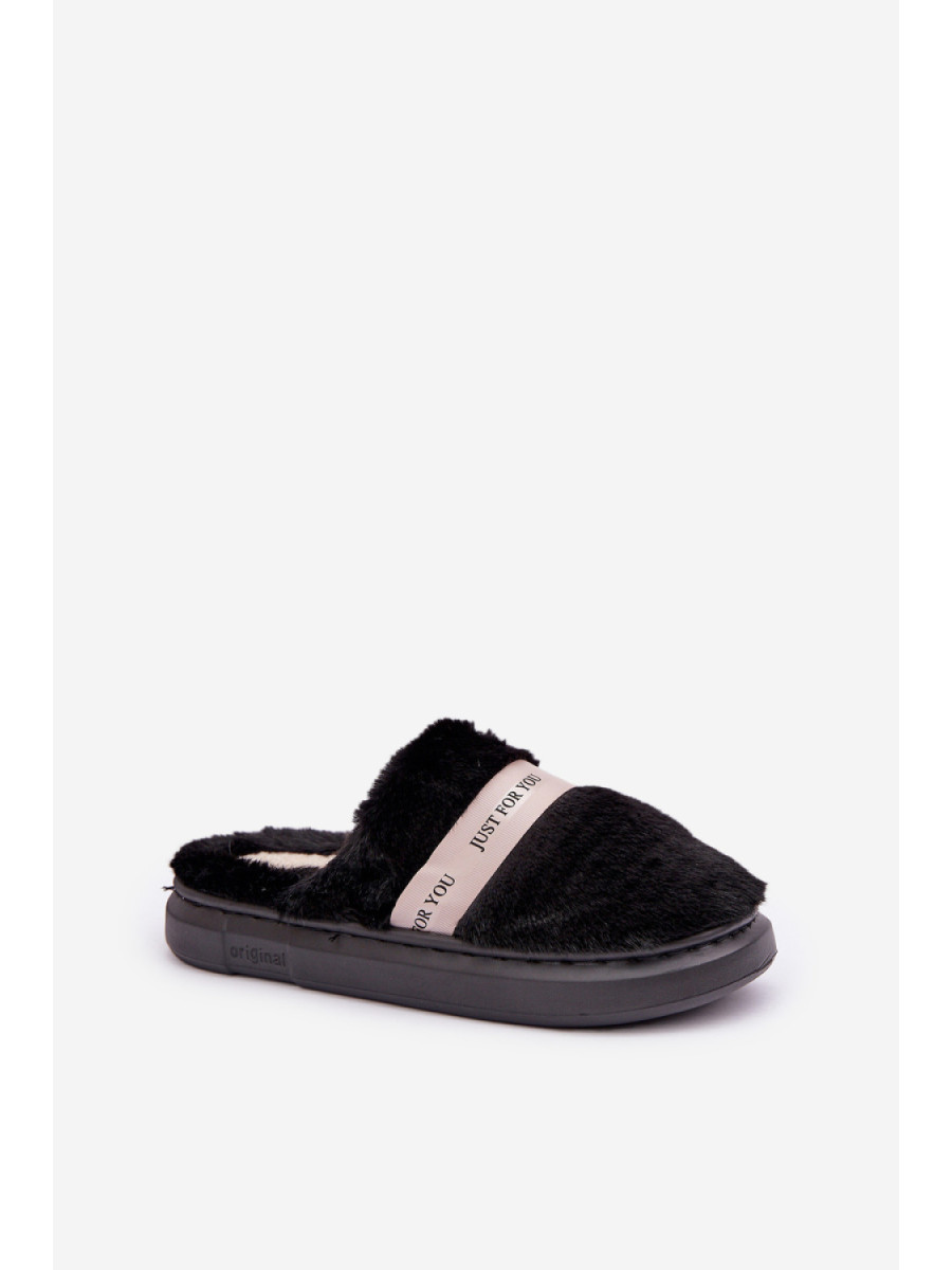 Pantoufles model 204935 Step in style