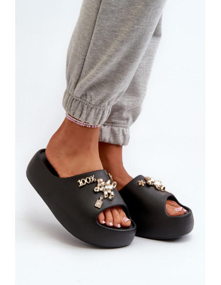 Clacquettes model 198424 Step in style