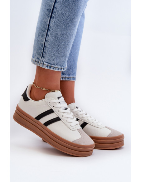 Chaussures de sport model 198511 Step in style