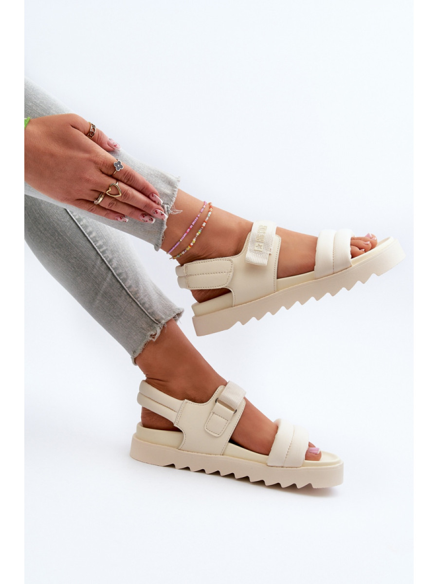 Sandales model 198790 Step in style