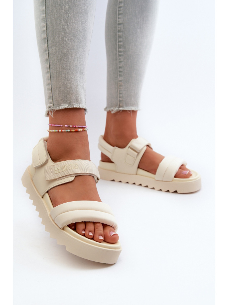 Sandales model 198790 Step in style