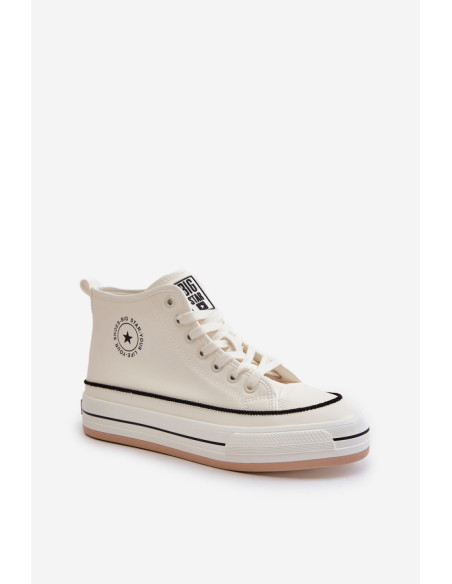 Baskets model 199906 Step in style
