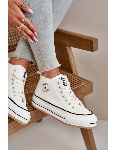 Baskets model 199906 Step in style