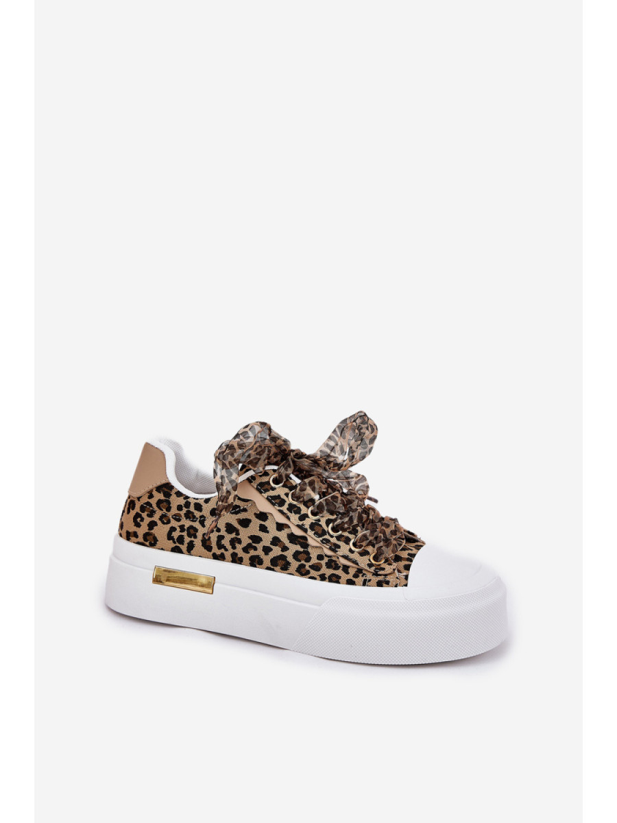 Baskets model 209815 Step in style