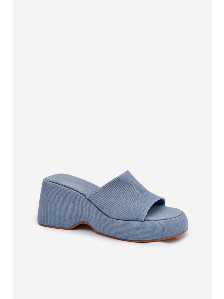 Clacquettes model 210171 Step in style