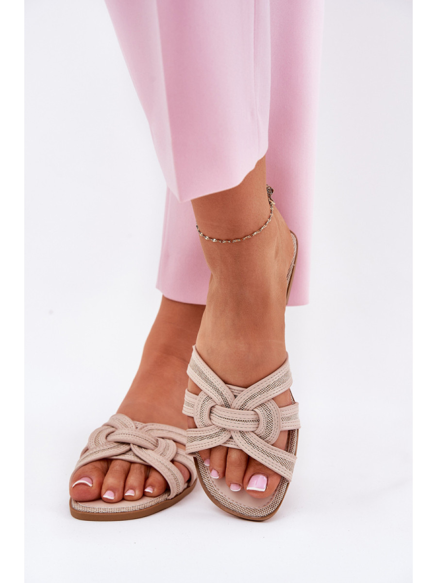 Clacquettes model 210777 Step in style