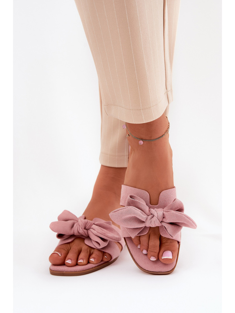 Clacquettes model 210793 Step in style