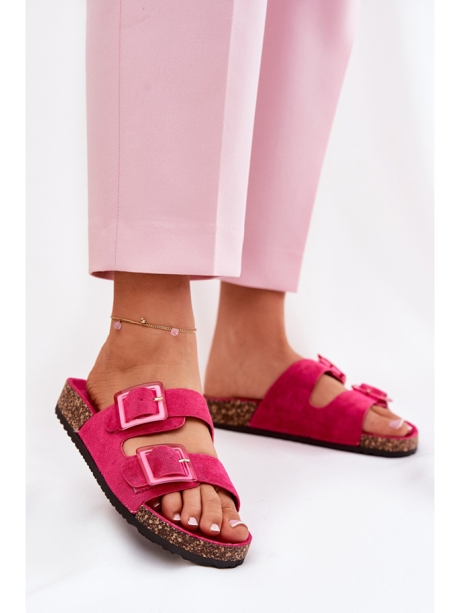 Clacquettes model 211019 Step in style