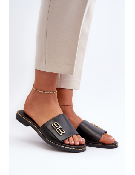 Clacquettes model 195426 Step in style