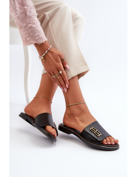 Clacquettes model 195426 Step in style