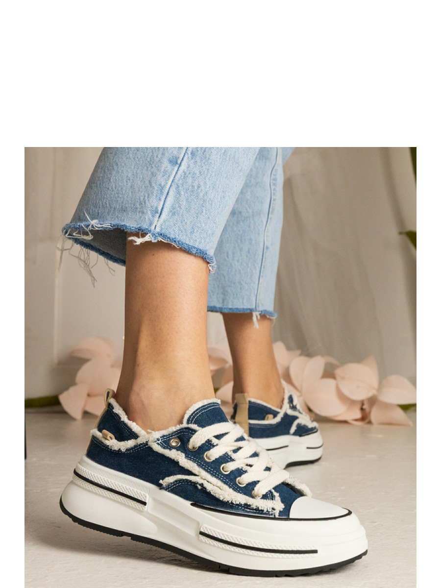 Baskets model 211787 PRIMO