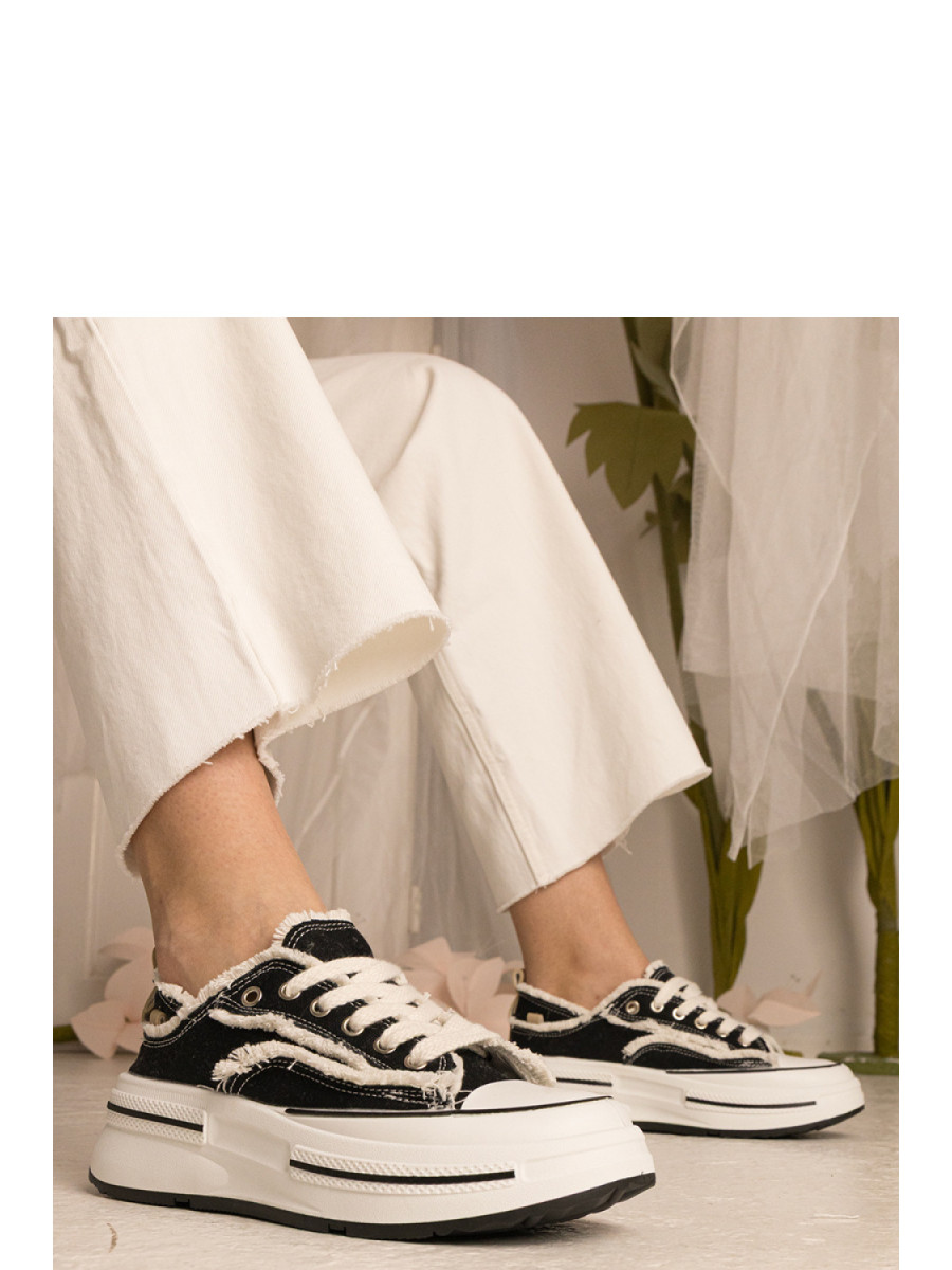 Baskets model 211788 PRIMO