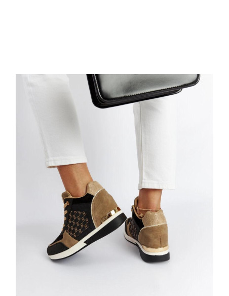 Baskets model 207552 Solea