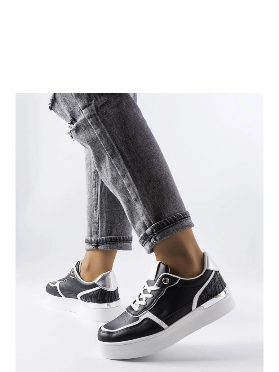 Baskets model 207886 Solea