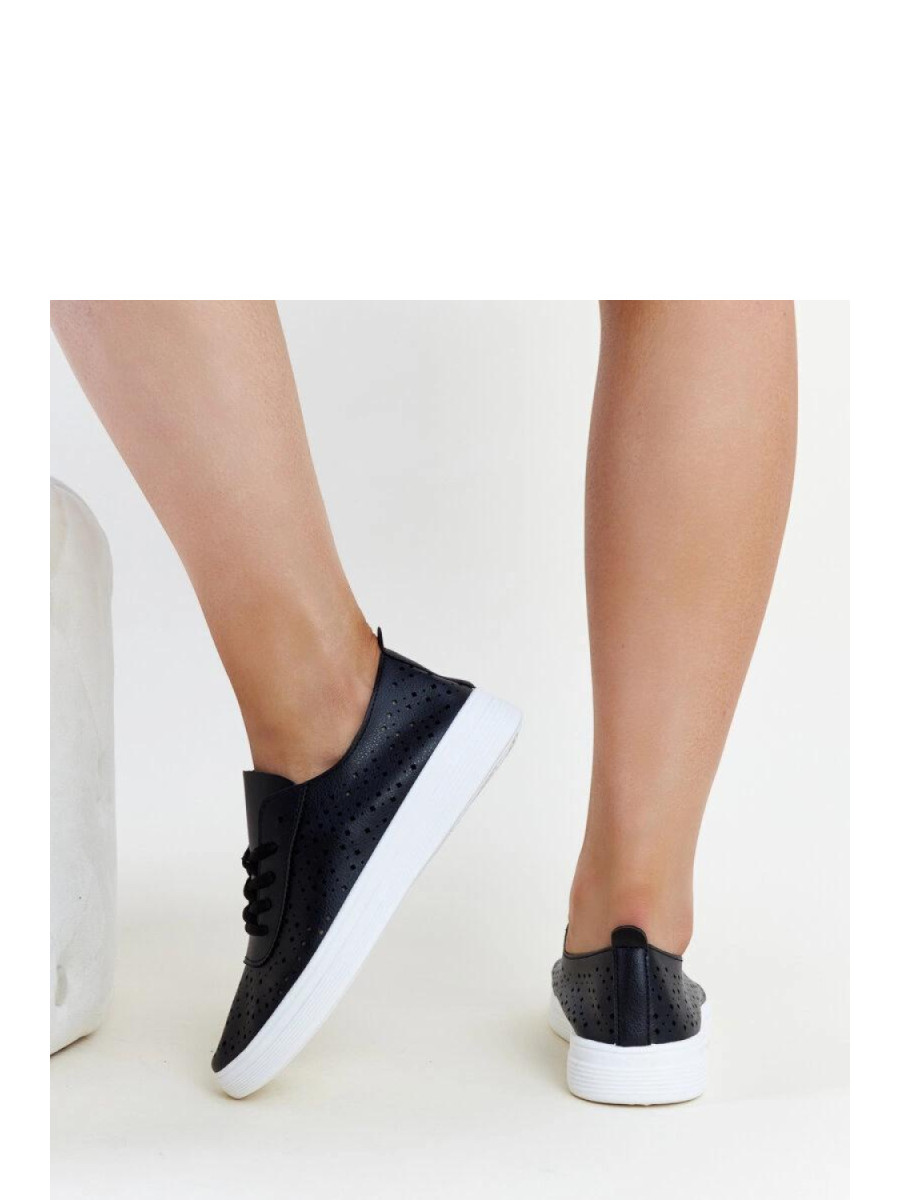 Baskets model 207323 Solea