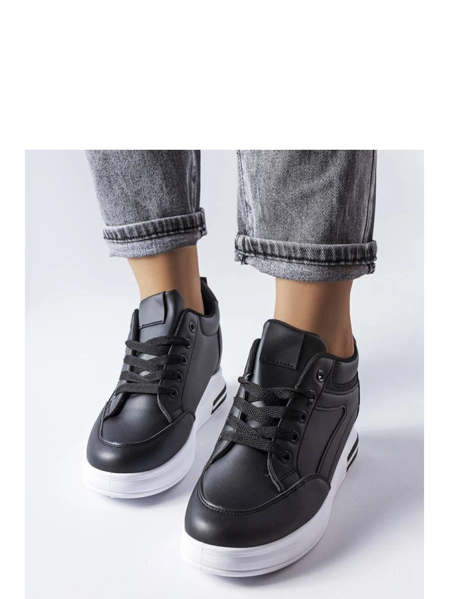 Baskets model 207919 Solea