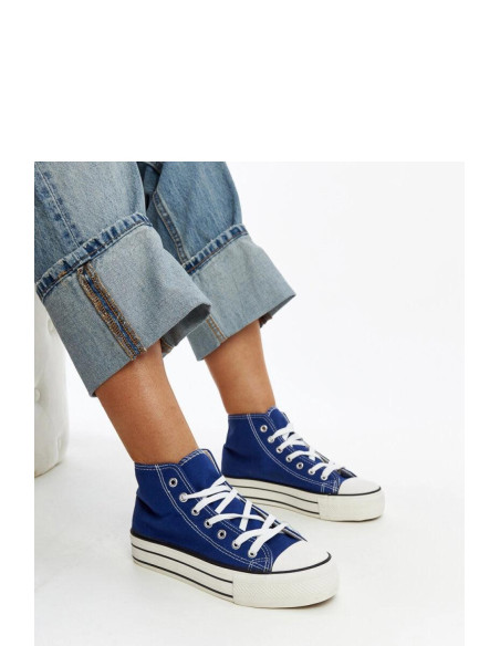 Baskets model 207392 Solea