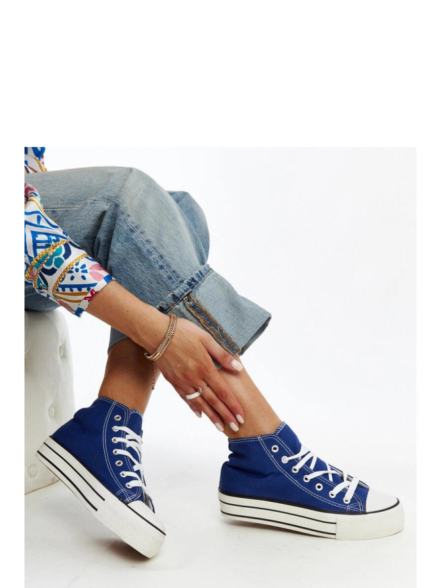 Baskets model 207392 Solea