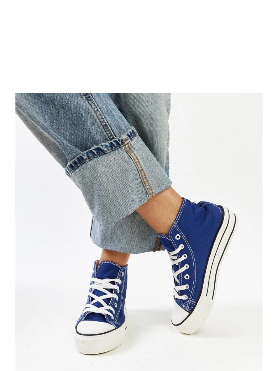 Baskets model 207392 Solea