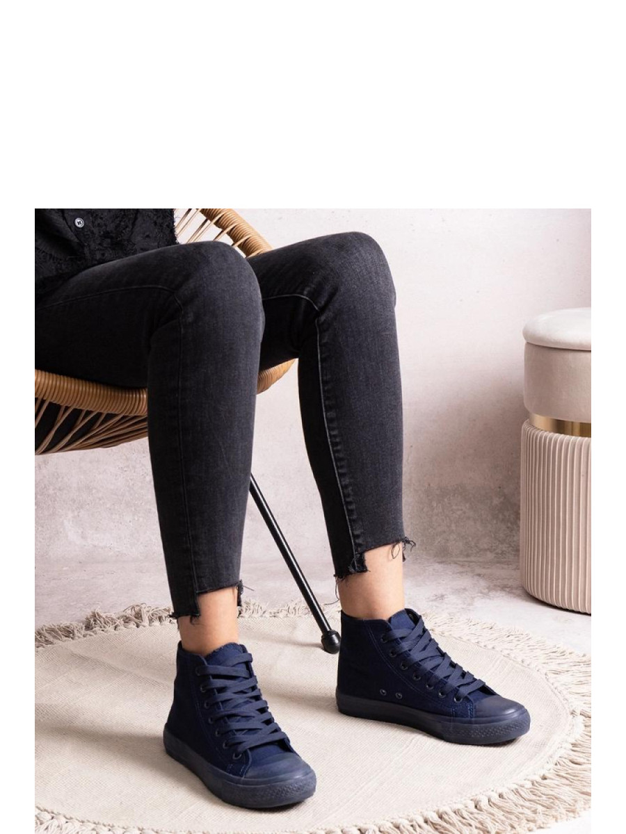 Baskets model 207221 Solea