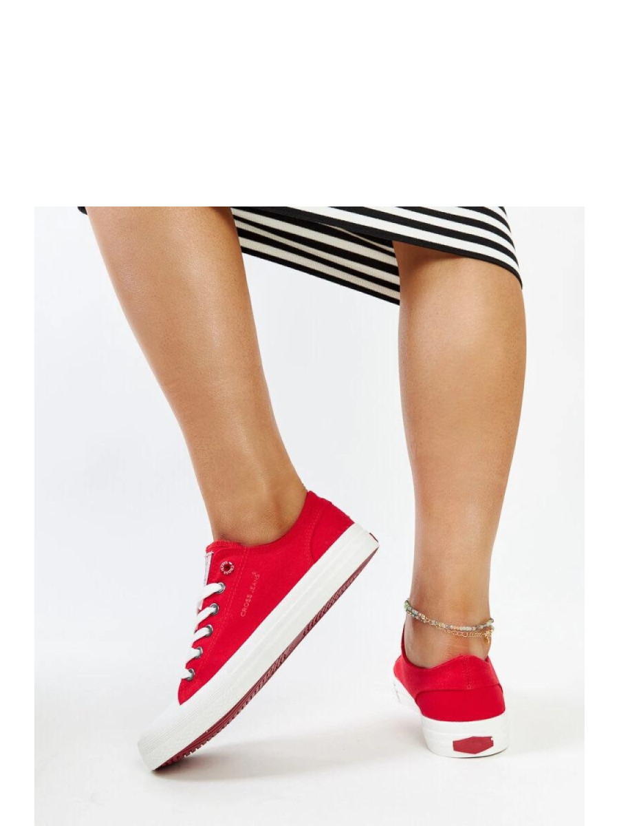 Baskets model 207359 Solea