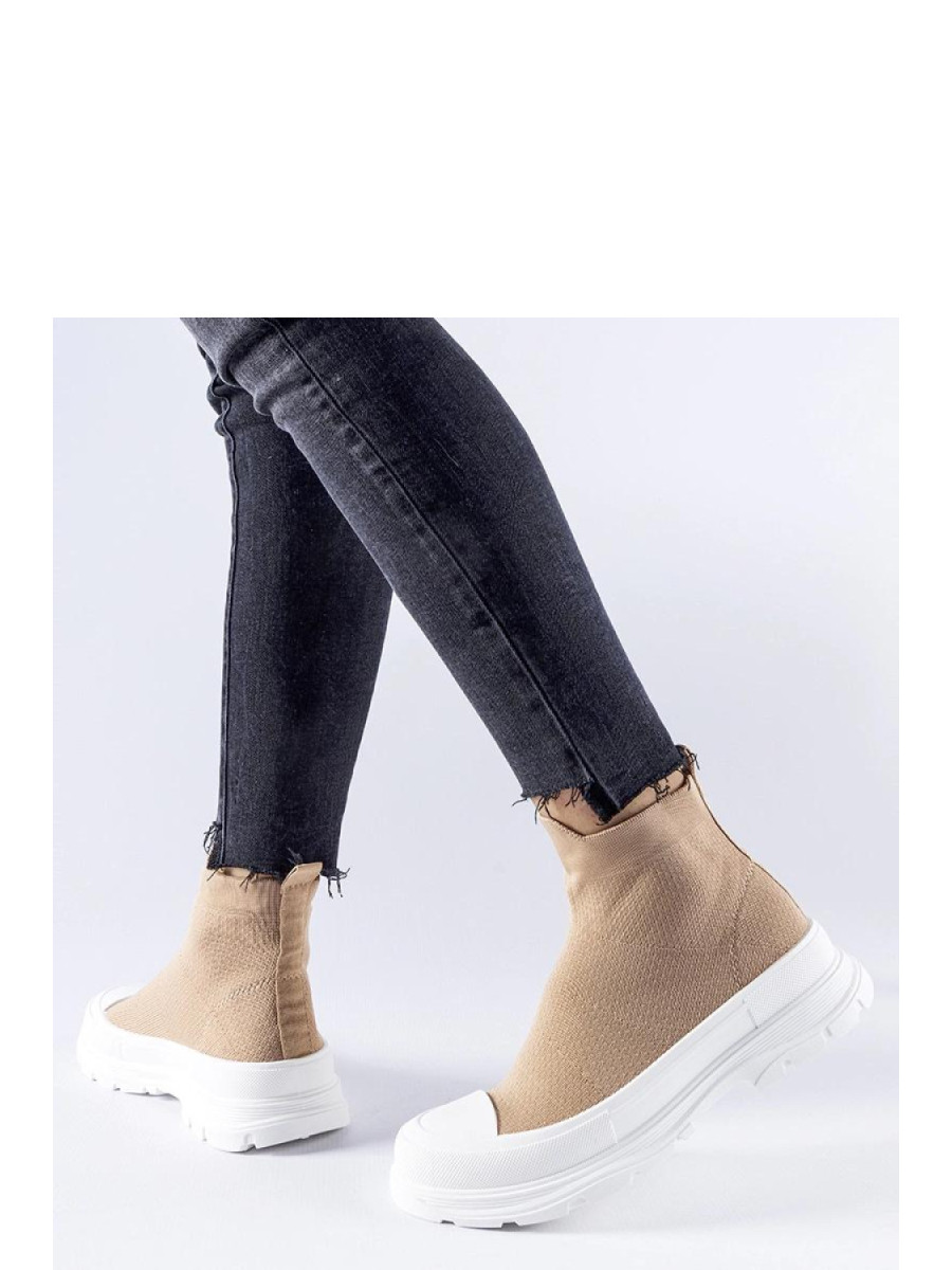 Baskets model 207589 Solea