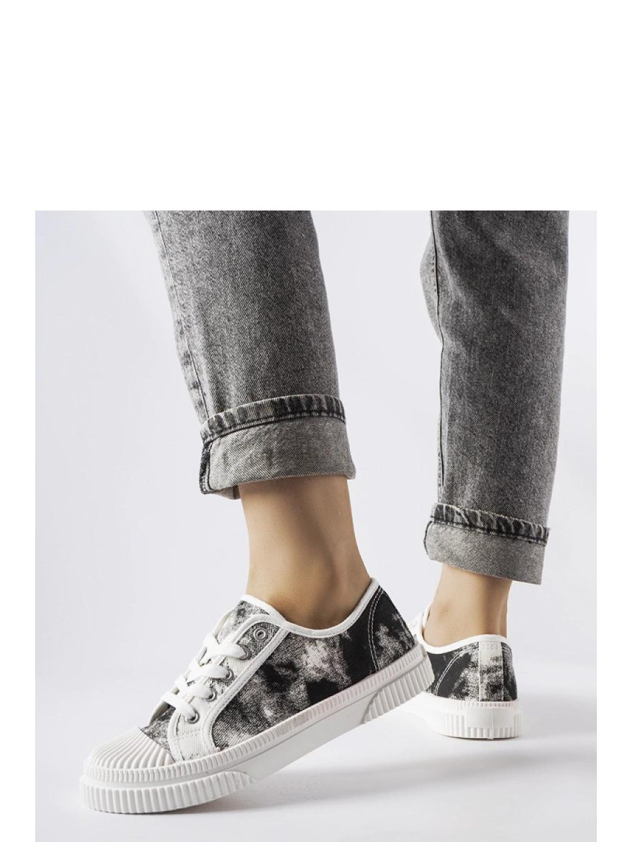 Baskets model 207709 Solea