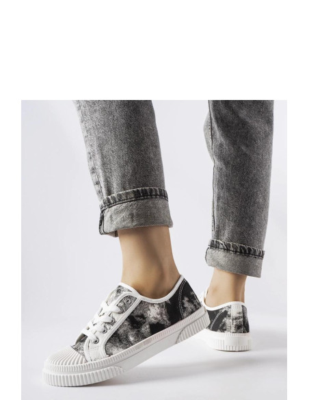 Baskets model 207709 Solea