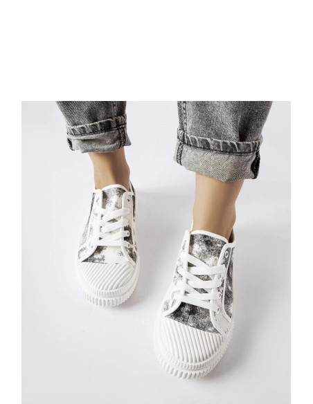 Baskets model 207709 Solea